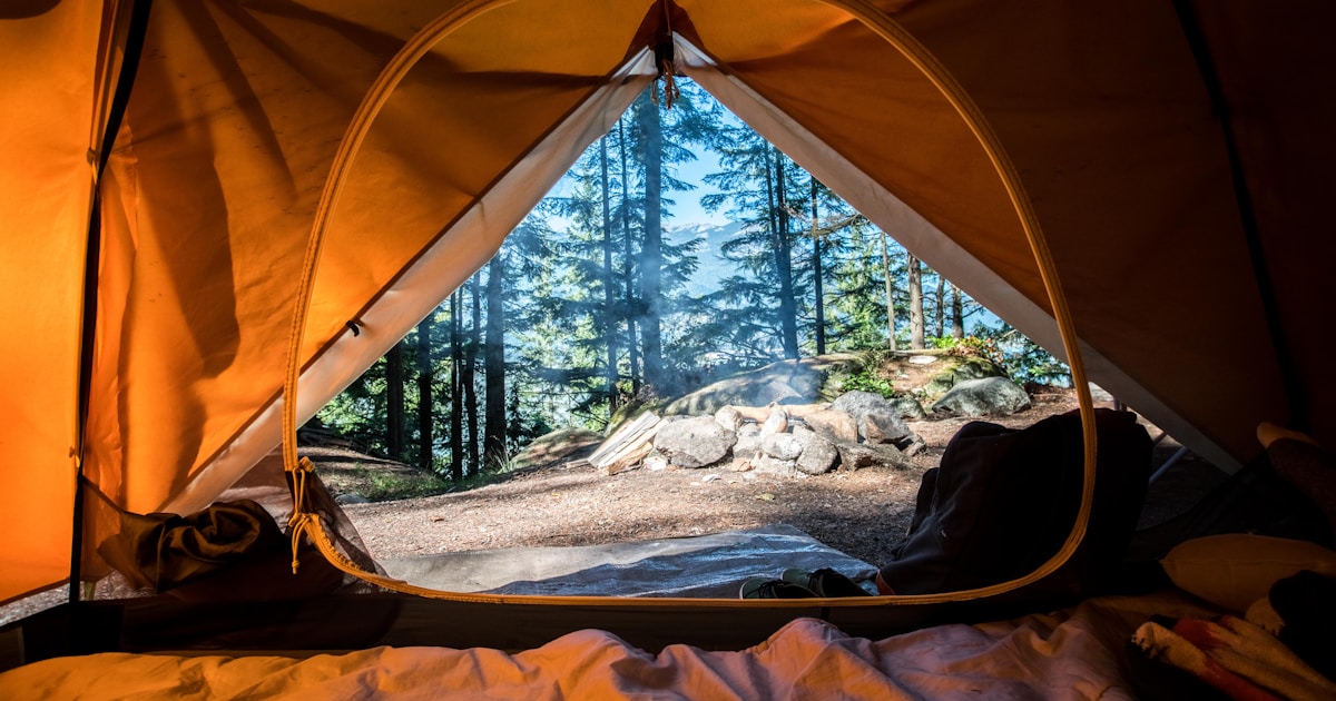Pourquoi votre camping a besoin de son propre site web (et pas seulement d'un listing sur un OTA)